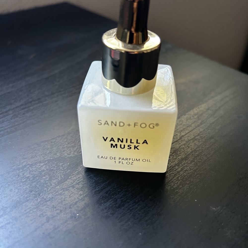 Vanilla Musk Eau de Parfum Oil - Cream